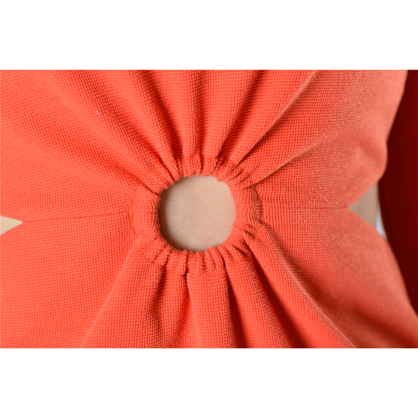 SY005漏空燙鉆連衣裙細(xì)節(jié)圖 SY005漏空燙鉆連衣裙細(xì)節(jié)圖