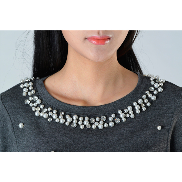 SY011針織長袖訂珠上衣細(xì)節(jié)圖 SY011針織長袖訂珠上衣細(xì)節(jié)圖